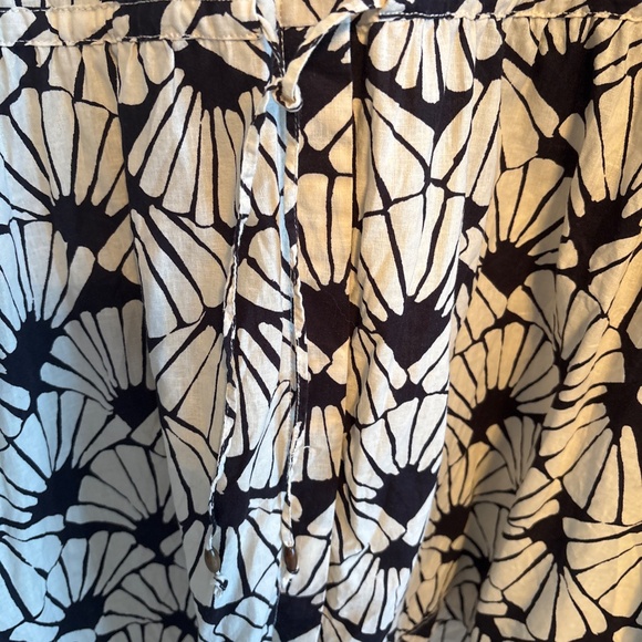 H&M linen blend dress - Picture 3 of 10